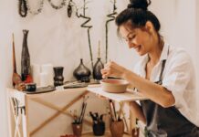 Українкам пропонують до 15 тисяч доларів на власний бізнес: хто і як може отримати