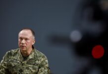 Сирський: українські військові розсікли «Добропільський виступ» противника