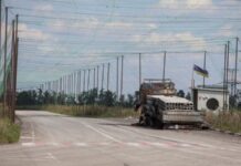 Російські військові атакували дроном на оптоволокні автомобіль у Краматорську – міськрада