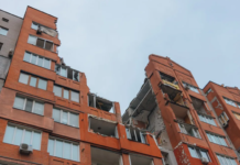 У Дніпрі виявили переплату під час закупівель на відновлення будинку, пошкодженого ракетою