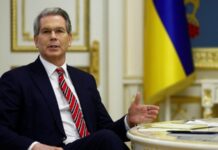 Міністр фінансів США назвав спецпредставника Путіна «російським пропагандистом»