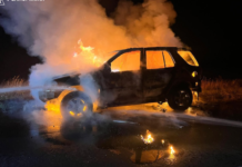 У Запорізькому районі спалахнув легковий автомобіль: подробиці