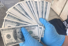 Фіктивне «відрядження» для втечі з країни: на Дніпропетровщині судитимуть групу переправників