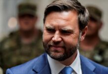 Венс попередив про можливі «глибші» скорочення федеральних працівників у США на тлі шатдауну