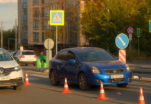 На бульварі Слави у Дніпрі Nissan збив жінку на переході: подробиці