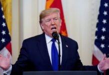 Трамп заявив, що на початку наступного року він відвідає Китай