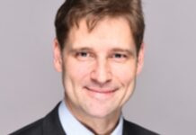 Німецького депутата виключили з фракції «Альтернатива для Німеччини» після участі у з’їзді правих у Росії