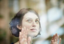 Психологія чи містика? Як не загубитися в сучасному світі практик і знайти баланс