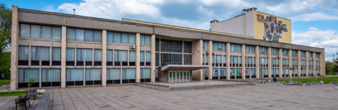 Мер Кам’янського закликав керівництво “ДніпроАзоту” передати громаді ПК “Хімік”