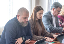 У Камʼянському пройшло чергове засідання виконкому: які питання вирішувались