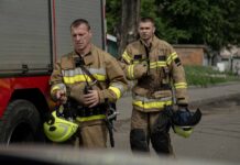 Балістика та десятки “Шахедів”: Чернігів та область зазнали наймасованішого удару РФ