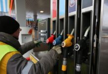 Дефіцит бензину в Криму загрожує роботі транспорту – ЦНС