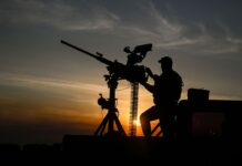 Повітряні сили нейтралізували понад 80 ворожих дронів: масована атака триває