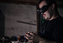 Ніхто не сховається: військові показали, як “полюють” на окупантів в лісі (відео)