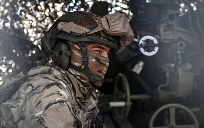 _viyskoviy_spetsialnogo_priznachennya_golovnogo_upravlinnya_politsiyi__zaporizka_oblast_vesna_2025_photo_by_ukrinform_nurphoto_via___gettyimages_2217113970_5a8c5d36931e58023b450223c1636e39_1300x820