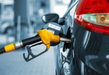 Продавці алкоголю і тютюну та працівники АЗС мають отримувати зарплату не менше 16 тис. грн у містах і 12 тис. грн у селах