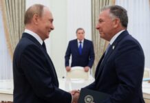 Трамп заявив, що його посланець Віткофф зустрінеться з Путіним у Москві