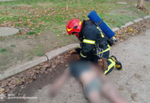 Нікопольський район: під час ліквідації пожежі надзвичайники врятували чоловіка