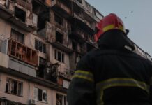 У Києві завершили пошукові роботи після удару РФ: що наразі відомо про наслідки