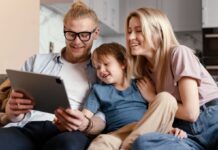Який планшет подарувати дитині на Святого Миколая: головні критерії і моделі