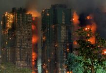 Кількість жертв найбільшої за 17 років пожежі в Гонконзі різко зросла