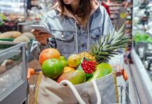 Які овочі і фрукти не можна купувати в супермаркетах у листопаді