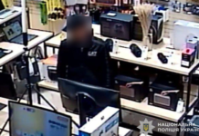 У Дніпрі судитимуть чоловіка за крадіжки з торговельних закладів