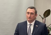 НАБУ та САП вручили Чернишову клопотання про тримання під вартою