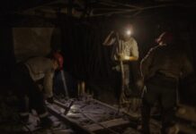 Через удар РФ були знеструмлені шахти на Дніпропетровщині, під землею опинилися 2595 гірників – Міненерго