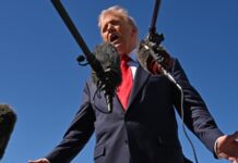 Трамп заявив, що наразі не розглядає передачу Tomahawk Україні