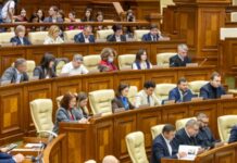 Парламент Молдови підтримав у першому читанні закриття «Русского дома»