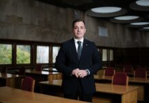 Протягом року десятки ректорів вишів втратять свої посади: в чому причина