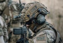 СБУ вдарила по логістиці окупантів: серія вибухів пролунала на базах ворога (відео)