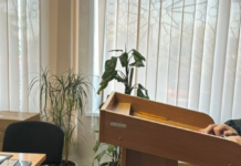 На Дніпропетровщині чоловік розбещував 14-річну дівчину