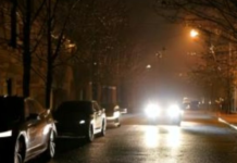 Темні вулиці та вимкнені світлофори: 15 правил для водіїв і пішоходів під час відключень електроенергії