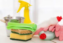 Запах зникне миттєво: 4 прості трюки для очищення кухонної губки