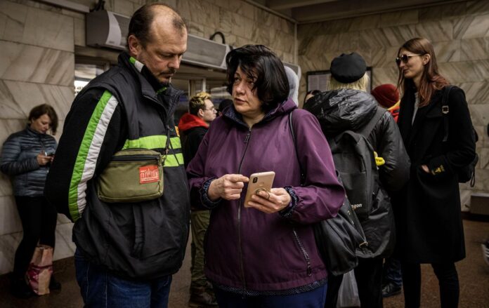 _metro_ukrittya_trivoga_10_10_2022__gettyimages_1243860584_f92756ad8336e500e90dcbe35a2e9785_1300x820