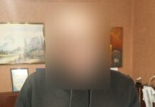 Поліцейські м. Синельникове викрили наркозбувача