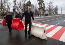 Завершено ремонт аварійної ділянки шляхопроводу біля метро “Дарниця”, – Кличко