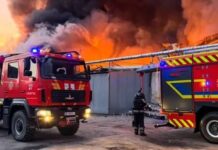 Ворог вдарив по Дніпру, Павлограду та Нікопольщині: є постраждалі