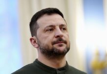 Зеленський зустрівся з депутатами “Слуги народу”: про що говорили і чи будуть звільнення