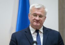 Путіна зупинять два фактори, але союзникам потрібен новий підхід до допомоги Україні, – МЗС