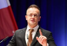 Сійярто забрехався? У Білому домі спростували його заяву про санкції, – Reuters