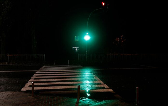 _svitlofor_pishohidniy_perehid_photo__ukrinform_nurphoto__gettyimages_2188768976_df576ef846998e409ccfaf00e5ff4538_1300x820