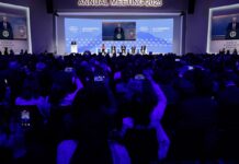 Трамп планує поїздку до Давоса: Швейцарія сподівається на зниження мит, – Bloomberg