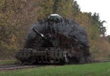 “Не проїхав і 10 км”: росіяни скаржаться на поломки своїх танків-їжаків