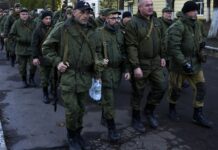 На окупованій Луганщини росіяни зганяють місцевих “резервістів” до навчальних центрів, – ОВА