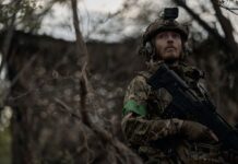 Росіяни штурмують на 12 напрямках: Генштаб оновив карти боїв