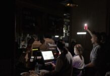 Понад 100 тисяч споживачів знеструмлені через удари РФ у трьох областях – Міненерго