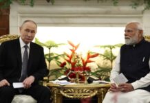 Путін на саміті з Моді запропонував Індії «безперебійні» поставки нафти